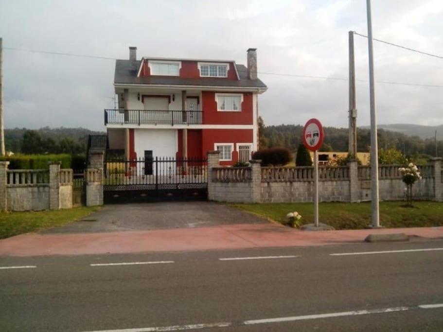 Apartamento En Las Afueras Ribadeo Exterior photo